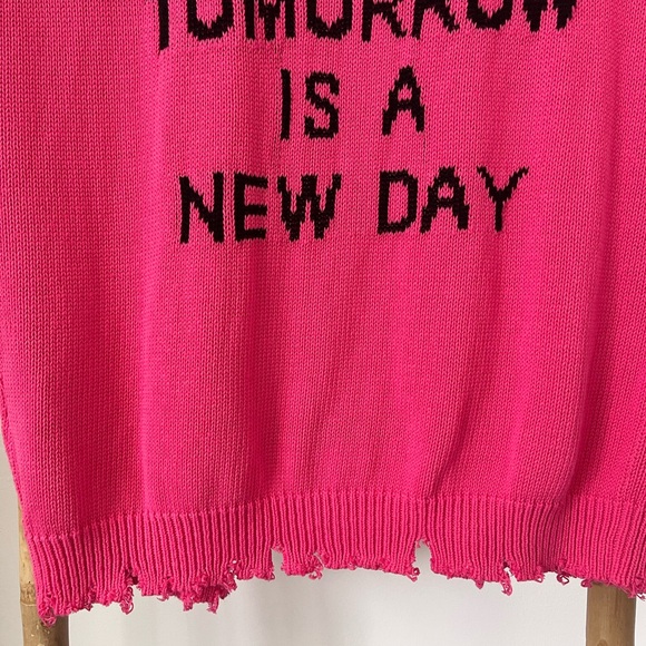 NUDE 100% Cotton relaxed fit sweater vest. - Picture 3 of 9